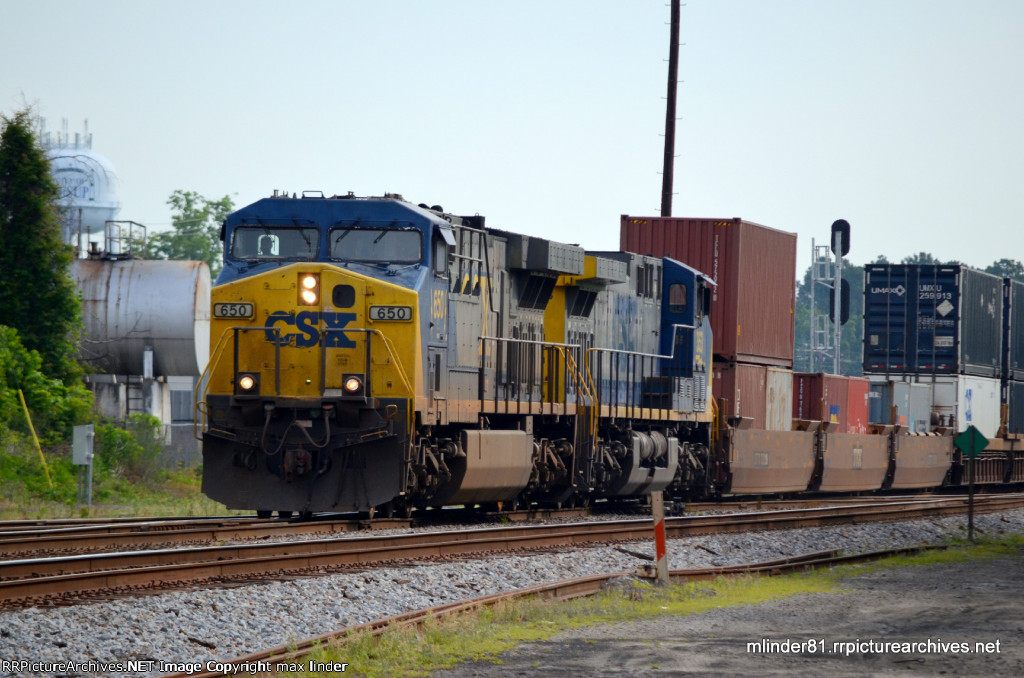 CSX 650